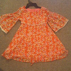 Bundle 5 and save 20% Girls size 5 long sleeved shirt